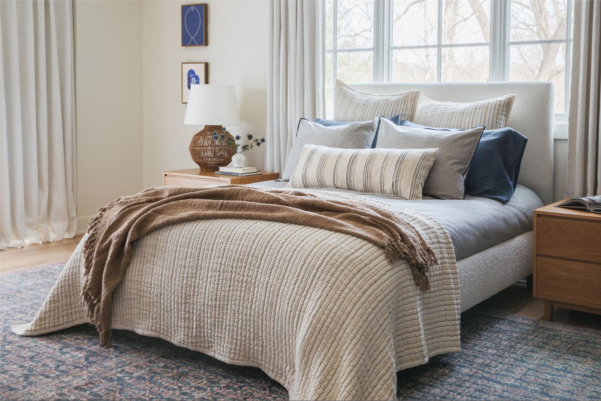 How to Bring a Resort-Style Feel to Your Bedroom (Without Spending a Fortune)